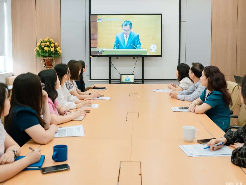 Đảng bộ bộ phận Trường Ngoại ngữ - Du lịch tham gia học tập, quán triệt Nghị quyết Hội nghị lần thứ Hai Ban Chấp hành Trung ương Đảng khóa XIV