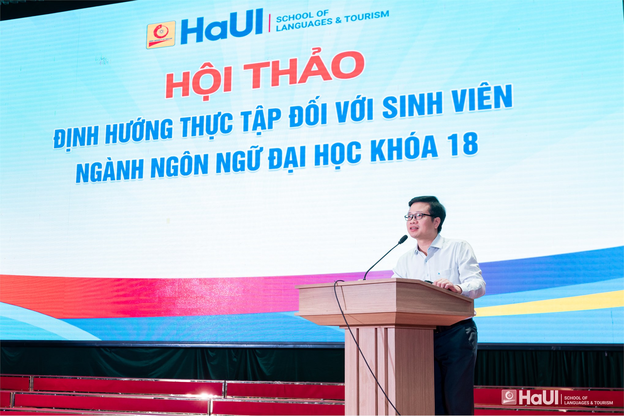 Trường Ngoại ngữ – Du lịch tổ chức Hội thảo định hướng thực tập cho sinh viên khóa 18 khối ngành Ngôn ngữ