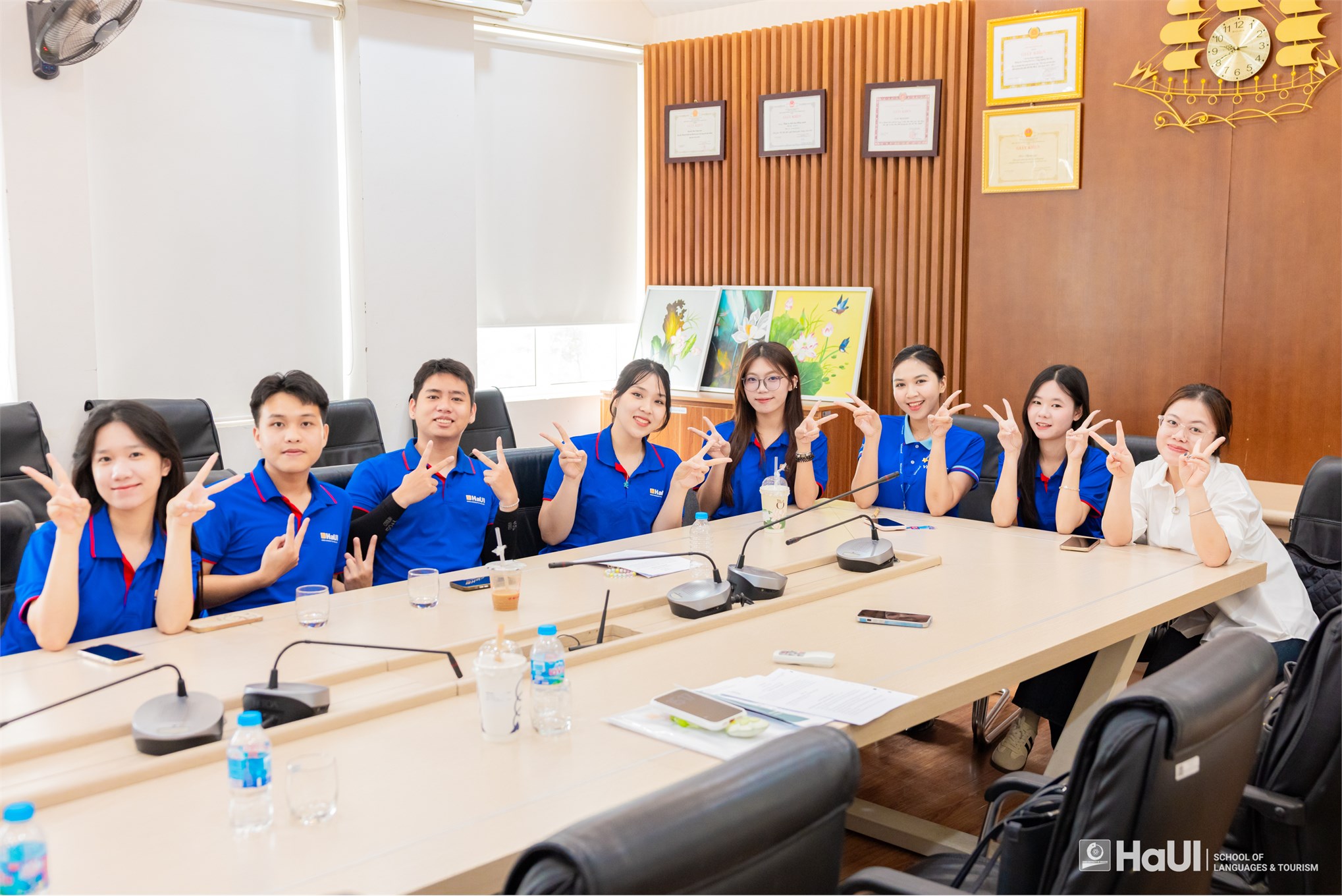 Trường Ngoại ngữ - Du lịch ký kết hợp tác với Vietravel, tăng cường gắn kết đào tạo với doanh nghiệp du lịch