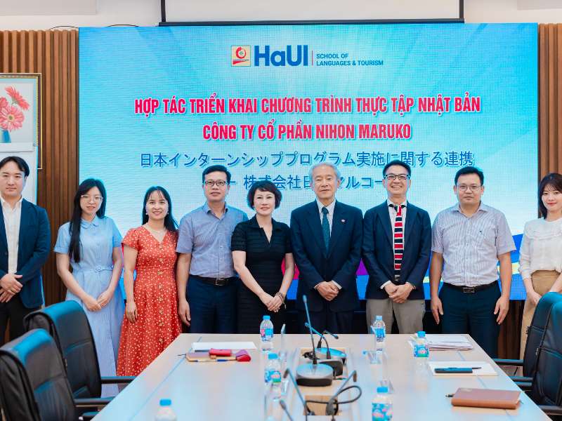 Trường Ngoại ngữ - Du lịch làm việc với Công ty Cổ phần Nihon Maruko về chương trình thực tập Nhật Bản cho sinh viên