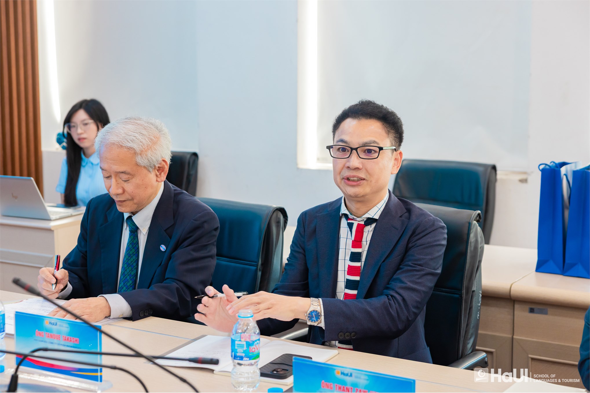 Trường Ngoại ngữ - Du lịch làm việc với Công ty Cổ phần Nihon Maruko về chương trình thực tập Nhật Bản cho sinh viên