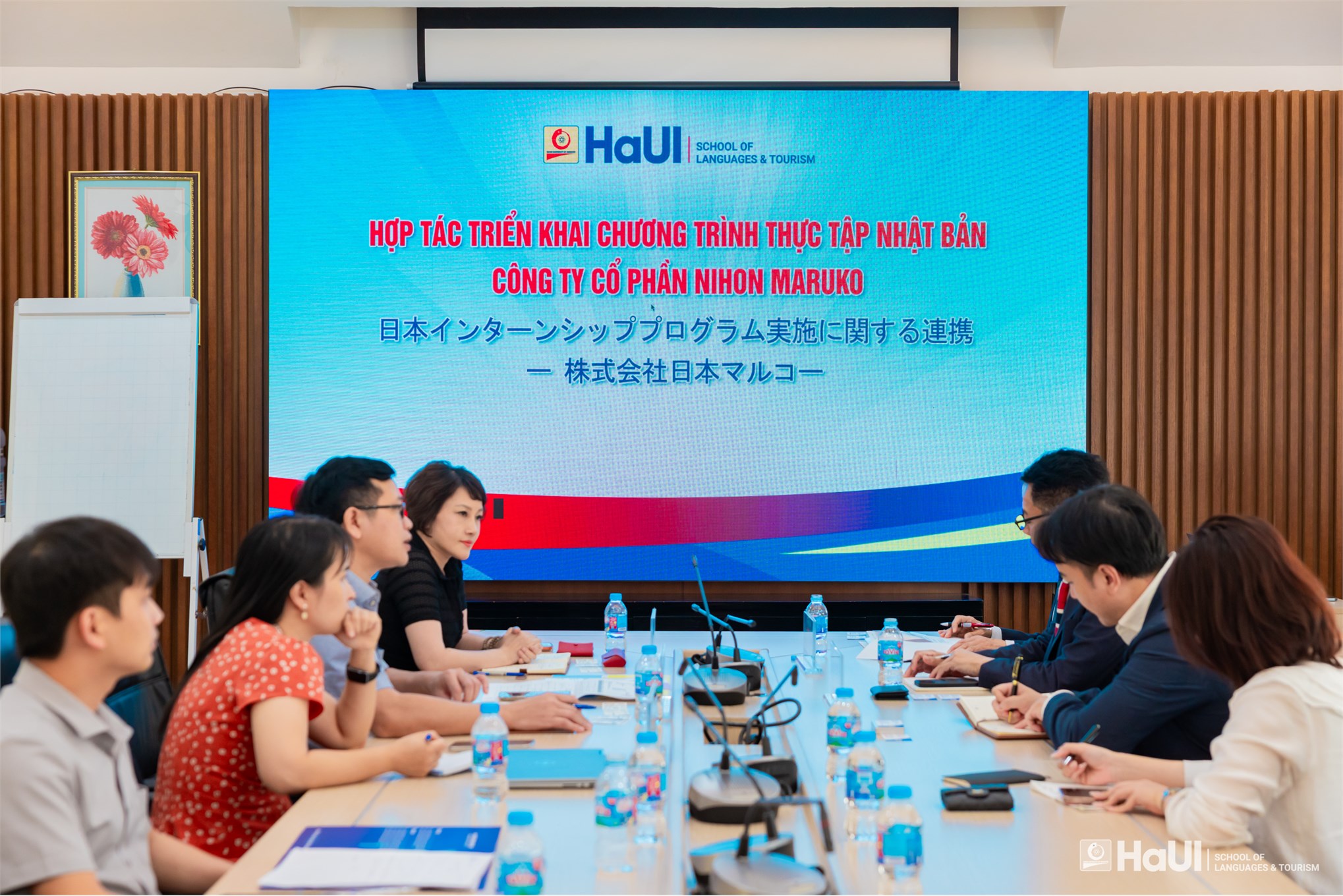 Trường Ngoại ngữ - Du lịch làm việc với Công ty Cổ phần Nihon Maruko về chương trình thực tập Nhật Bản cho sinh viên