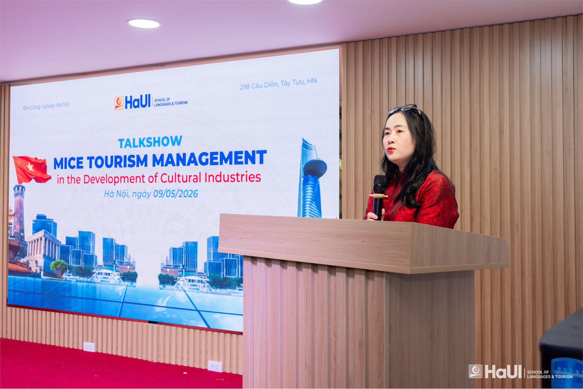 Talkshow về quản trị du lịch MICE trong phát triển công nghiệp văn hóa