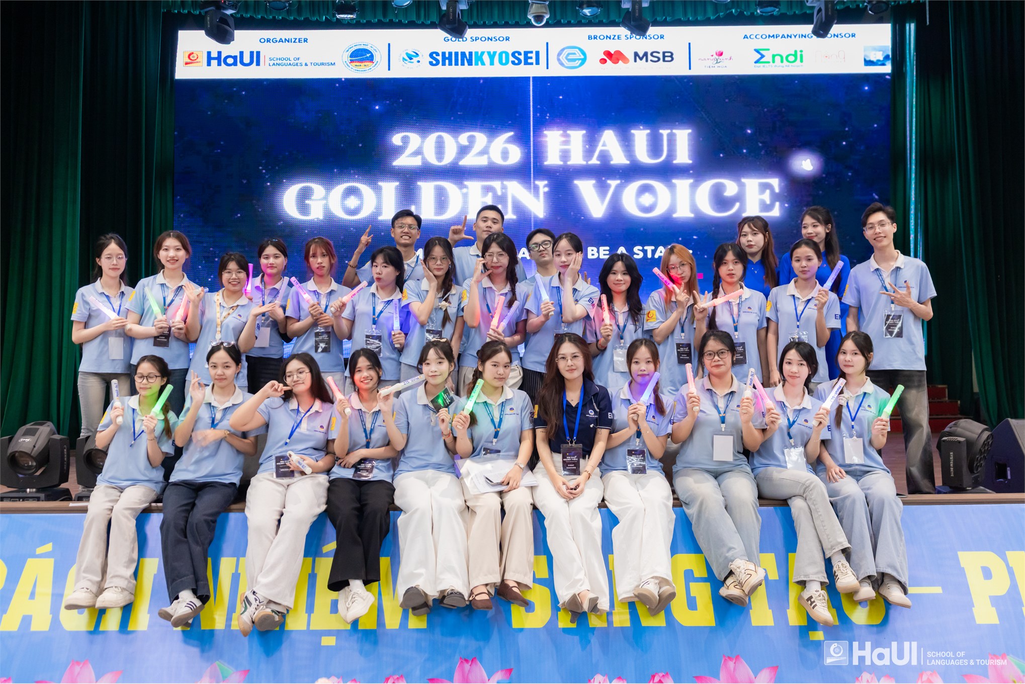 Sôi động đêm Chung kết cuộc thi Giọng hát hay ngoại ngữ “HaUI Golden Voice” 2026