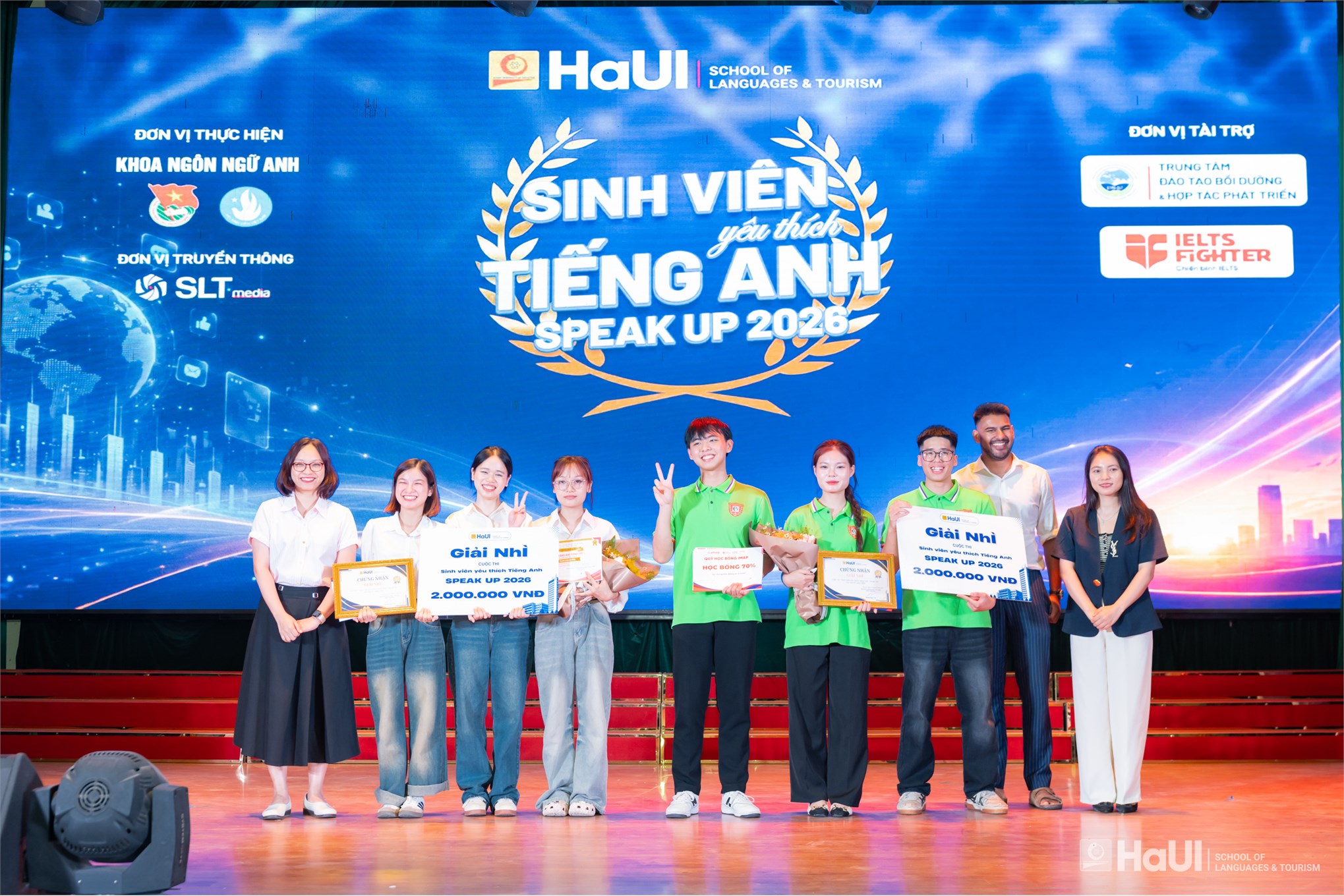 Chung kết Speak Up 2026: Lan tỏa tinh thần học tiếng Anh trong sinh viên Đại học Công nghiệp Hà Nội