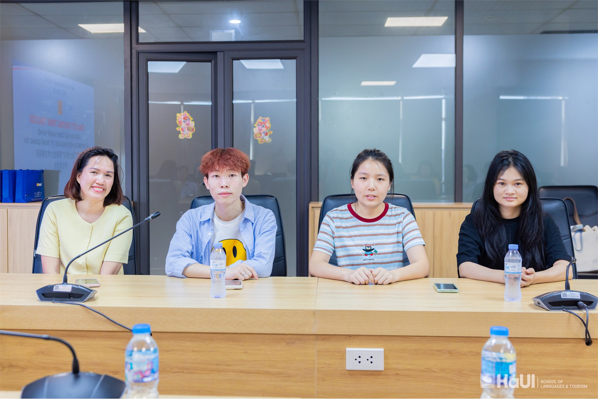 Sinh viên Đại học Khoa học Kỹ thuật Quảng Tây hoàn thành chương trình trao đổi 3+1 tại HaUI