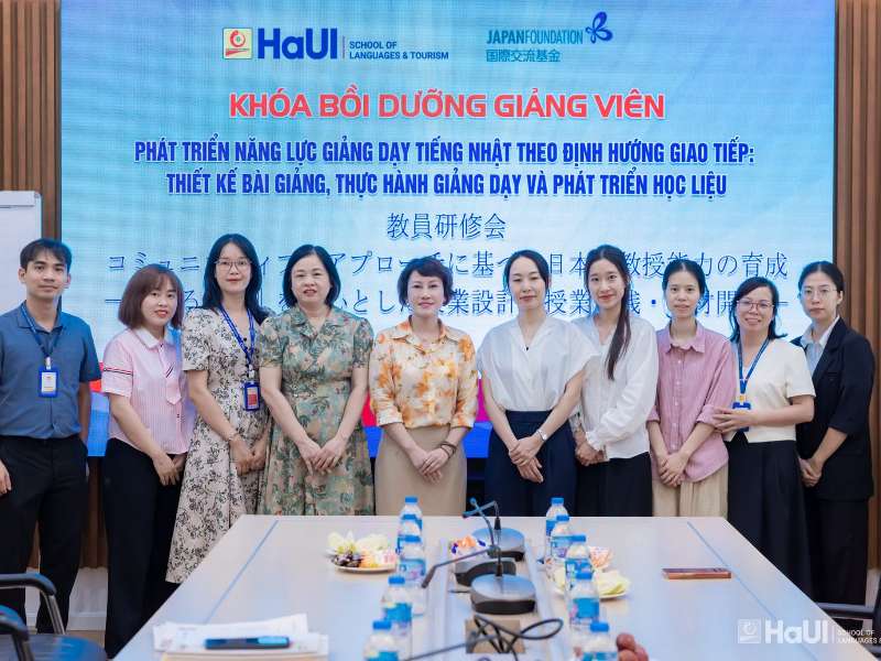 Khoa Ngôn ngữ Nhật Bản tổ chức khóa bồi dưỡng phát triển năng lực giảng dạy tiếng Nhật theo định hướng giao tiếp