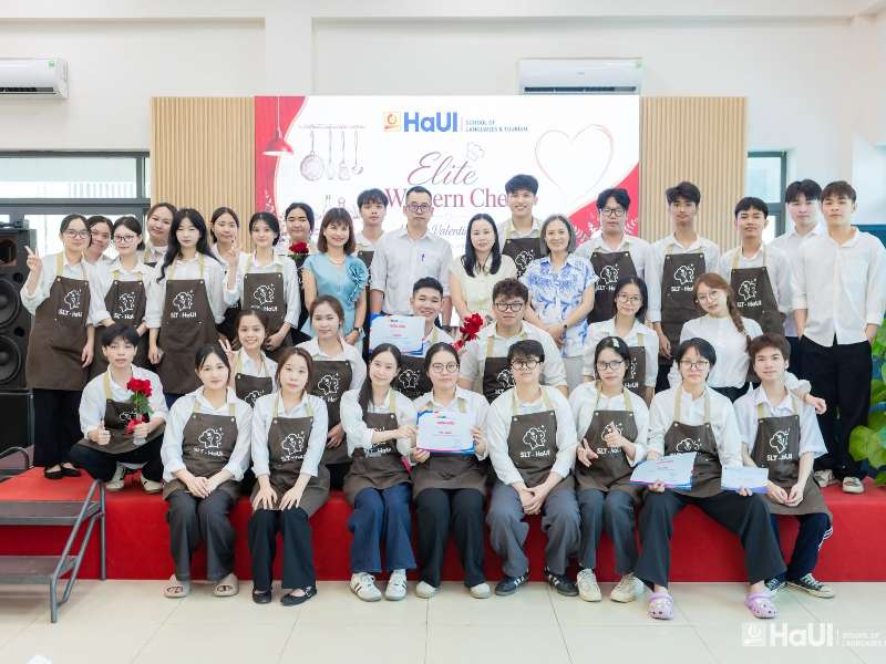 Sinh viên Trường Ngoại ngữ - Du lịch tự tin thể hiện kỹ năng nghề nghiệp tại cuộc thi Elite Master Chef