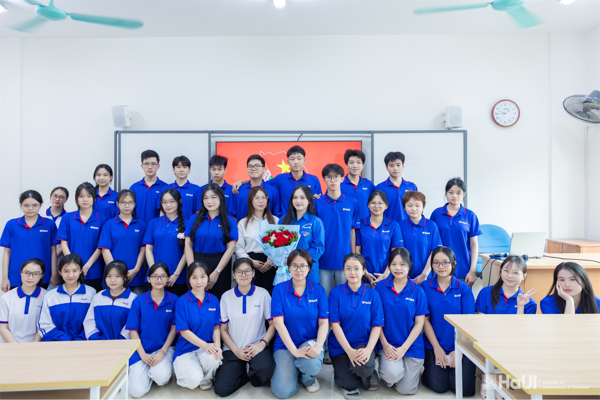 Đại hội Chi đoàn các lớp Đại học khóa 20 Trường Ngoại ngữ - Du lịch nhiệm kỳ 2026 - 2027