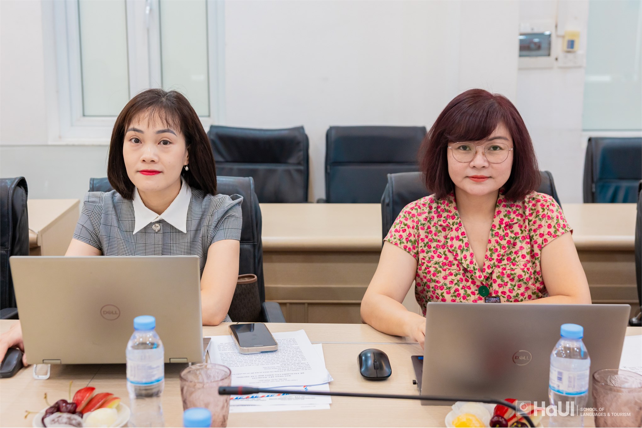 Nghiệm thu đề tài KH&CN cấp cơ sở về sự hài lòng của khách du lịch đối với sản phẩm lưu niệm tại cố đô Huế và cố đô Hoa Lư
