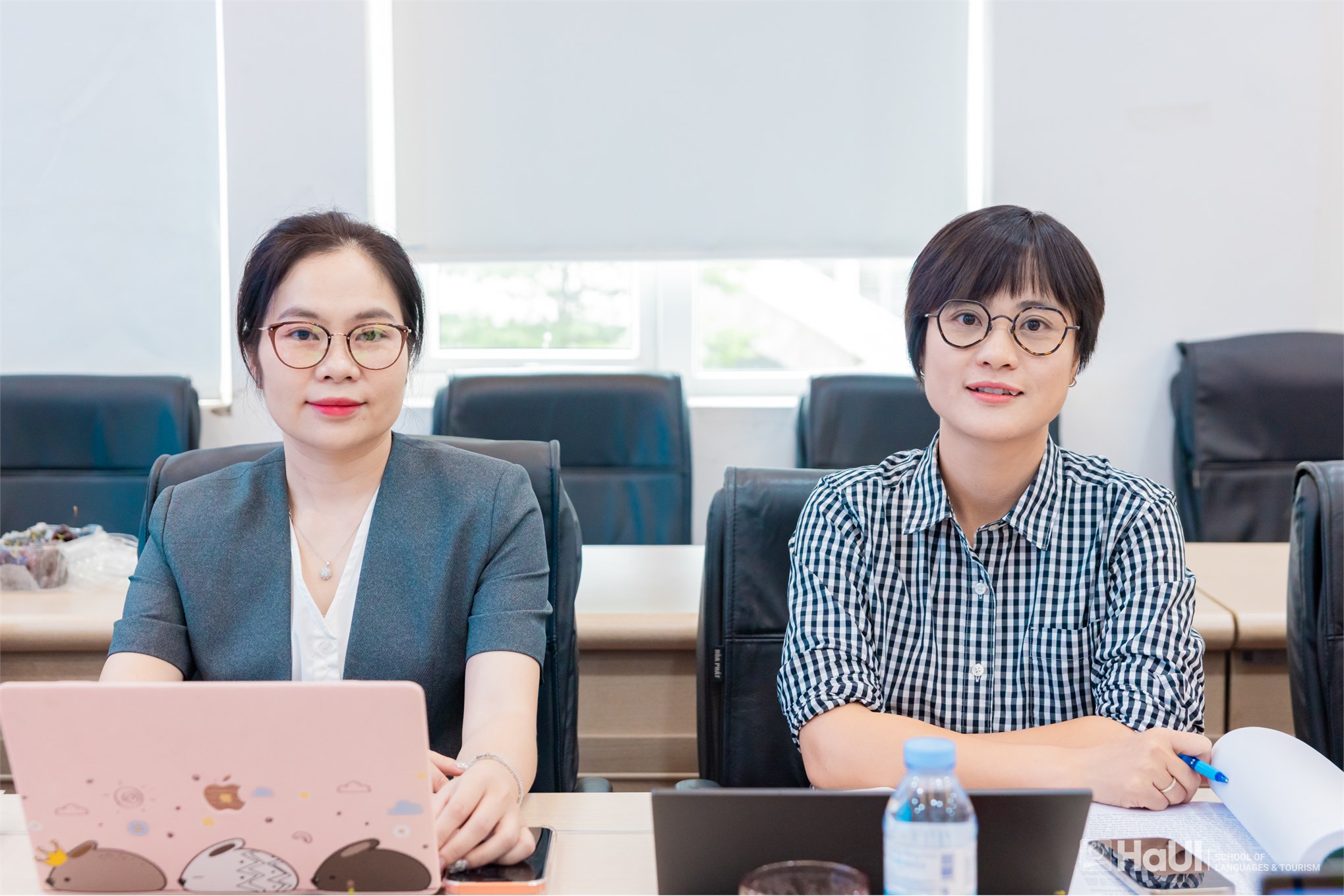 Nghiệm thu đề tài KH&CN cấp cơ sở về sự hài lòng của khách du lịch đối với sản phẩm lưu niệm tại cố đô Huế và cố đô Hoa Lư