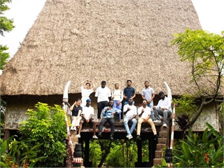 Học viên Mozambique khám phá không gian văn hóa các dân tộc Việt Nam