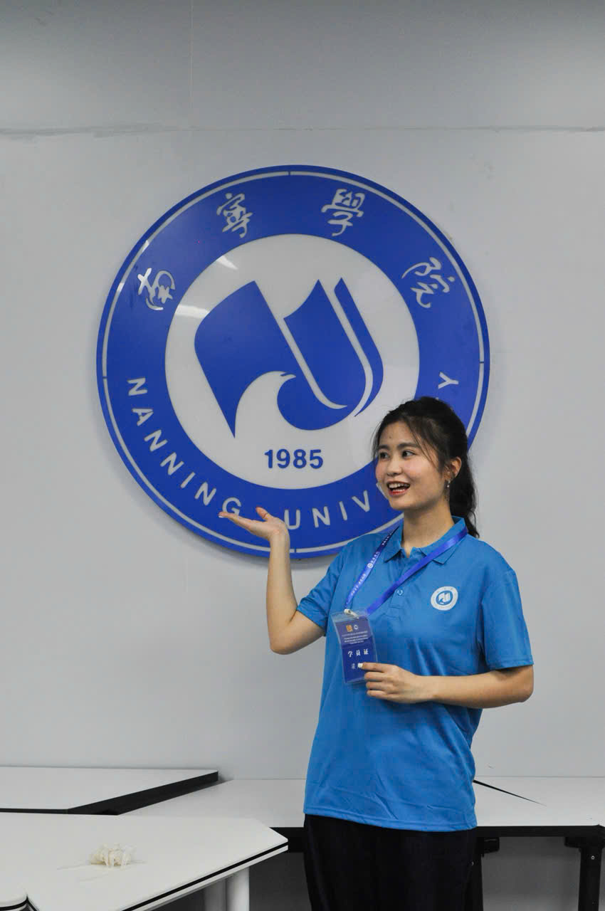 Mỗi hành trình đều bắt đầu từ một lựa chọn: Câu chuyện của Lương Nguyệt Anh dưới mái nhà Khoa Ngôn ngữ Trung Quốc