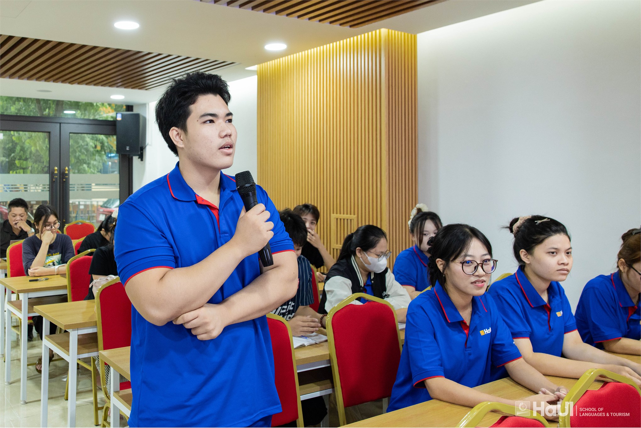 Nghề giáo trong bối cảnh mới: Cơ hội phát triển và yêu cầu thích ứng