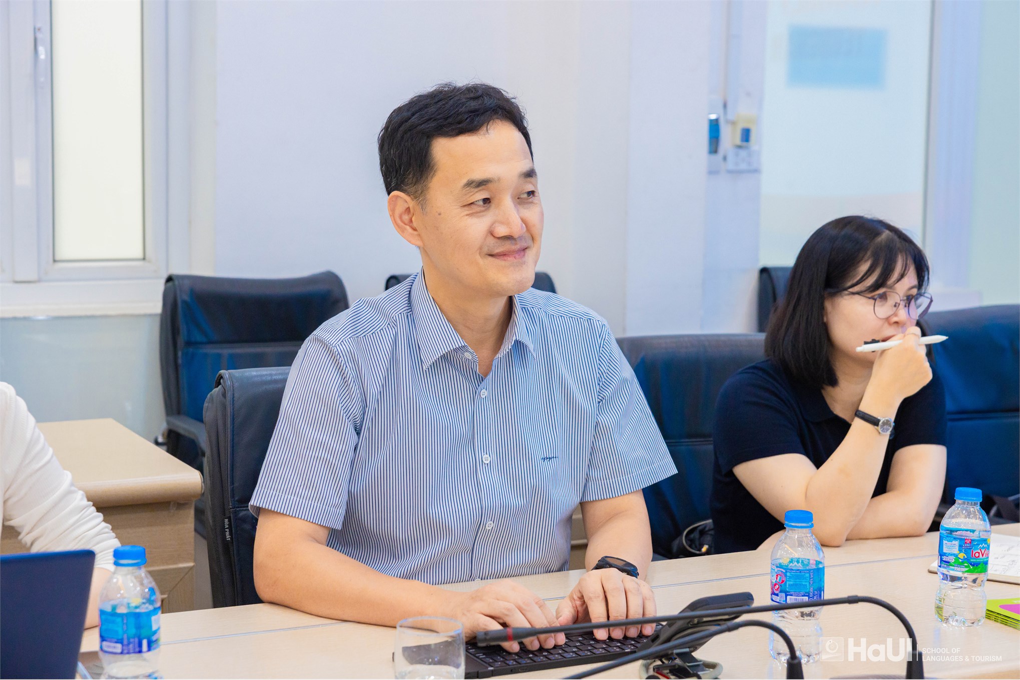 Trường Ngoại ngữ - Du lịch trao đổi cơ hội hợp tác với Trường Đại học Yeungnam, Hàn Quốc