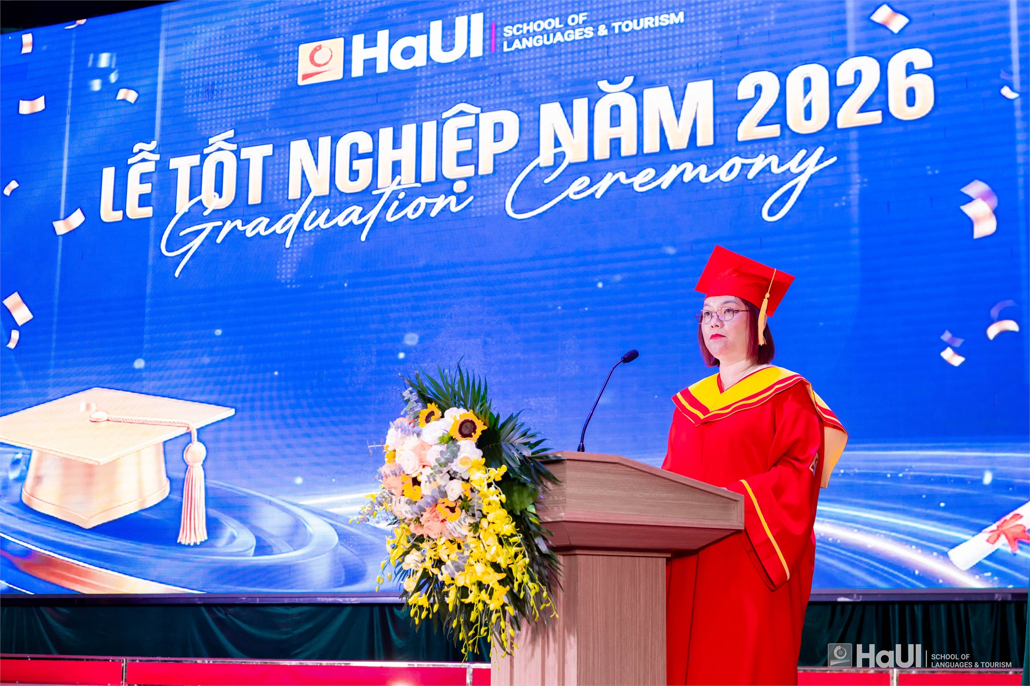 Hơn 800 tân Thạc sĩ, Cử nhân Trường Ngoại ngữ - Du lịch rạng rỡ trong ngày tốt nghiệp năm 2026
