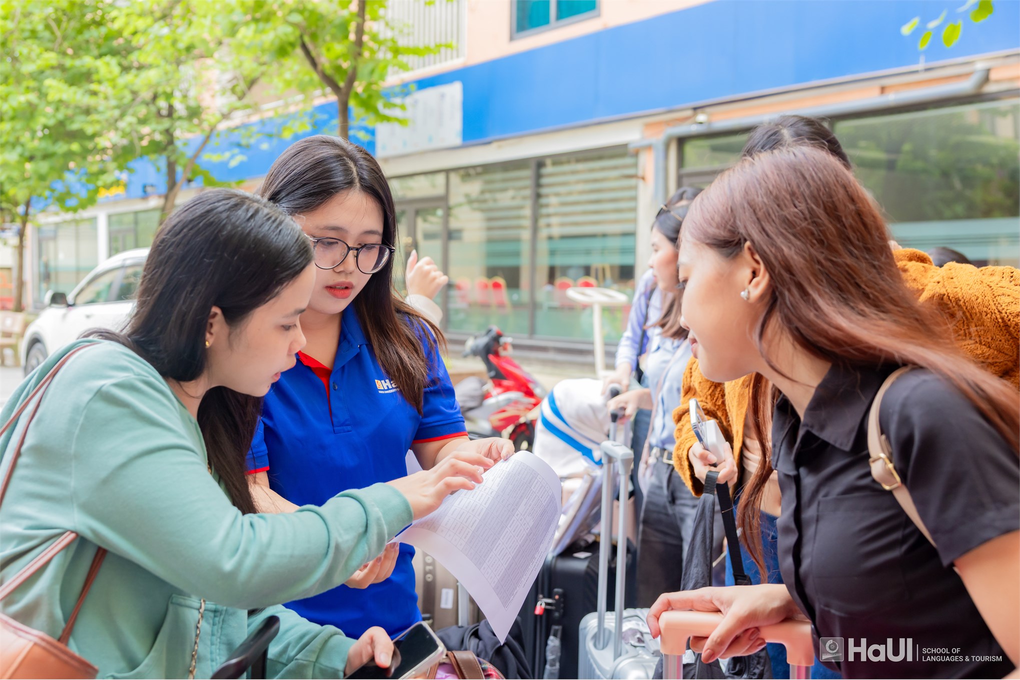 Chào đón sinh viên Philippines đến học tập tại Trường Ngoại ngữ – Du lịch