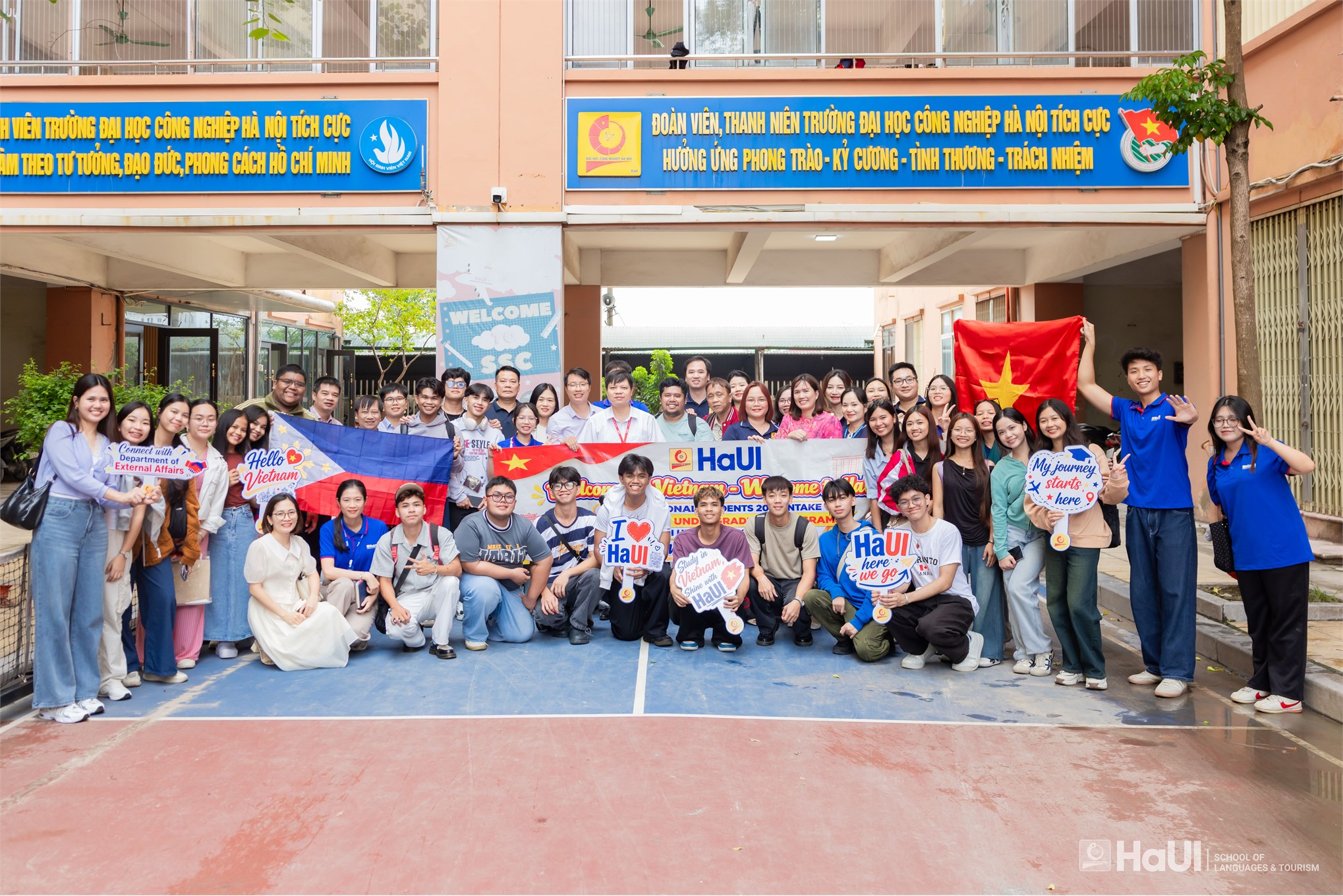 Chào đón sinh viên Philippines đến học tập tại Trường Ngoại ngữ – Du lịch