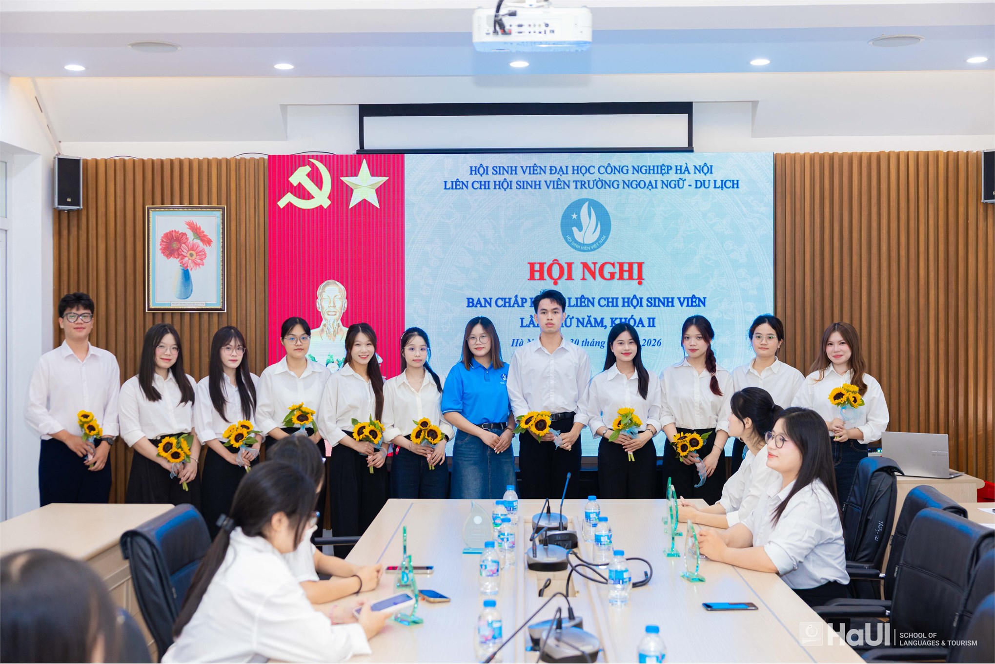 Hội nghị Ban Chấp hành Liên chi Hội Sinh viên Trường Ngoại ngữ - Du lịch lần thứ năm, khóa II, nhiệm kỳ 2025 - 2028
