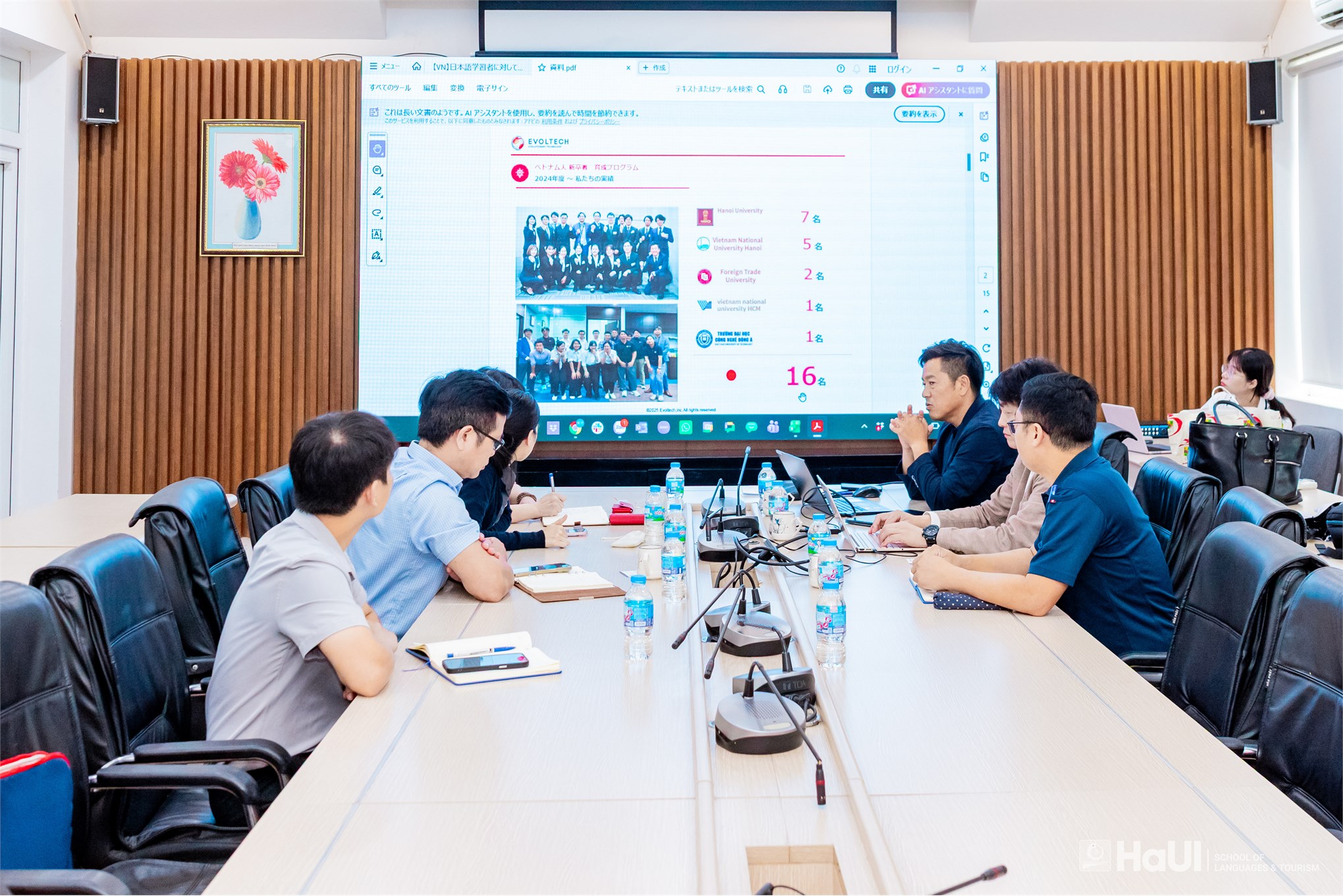 Trường Ngoại ngữ - Du lịch và Công ty Cổ phần Evoltech, Nhật Bản trao đổi hợp tác phát triển nguồn nhân lực