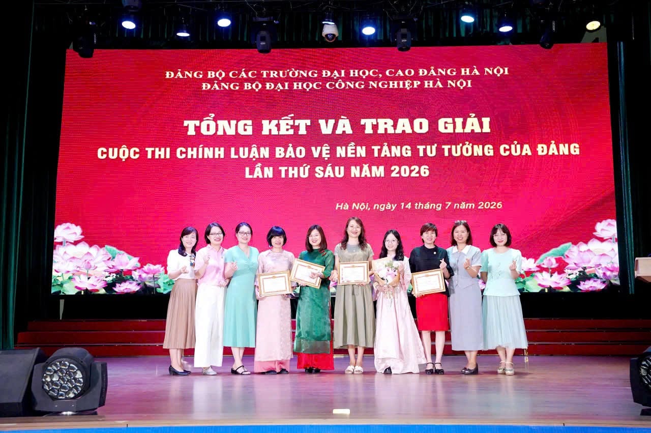 Khoa Tiếng Việt và Văn hóa Việt Nam đạt 03 giải tại Cuộc thi chính luận năm 2026