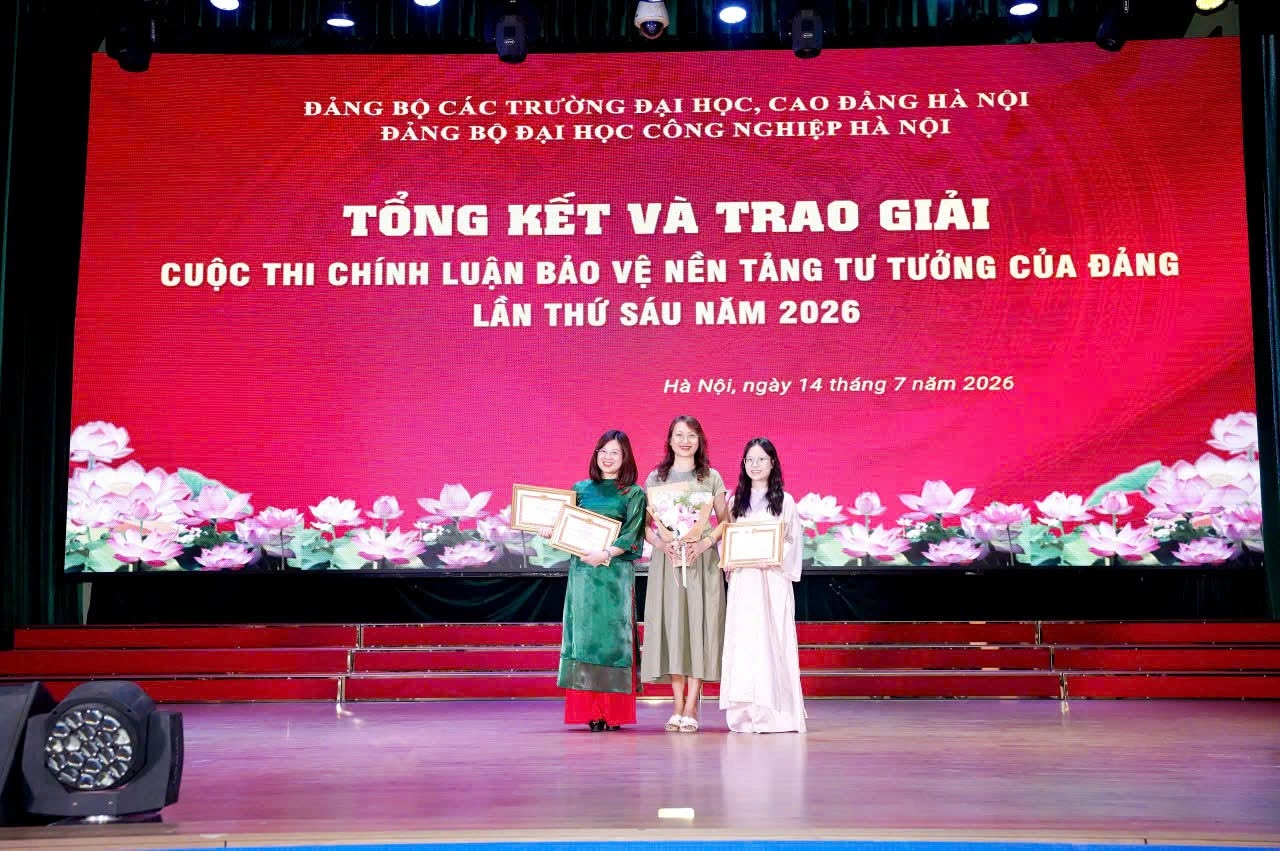 Khoa Tiếng Việt và Văn hóa Việt Nam đạt 03 giải tại Cuộc thi chính luận năm 2026