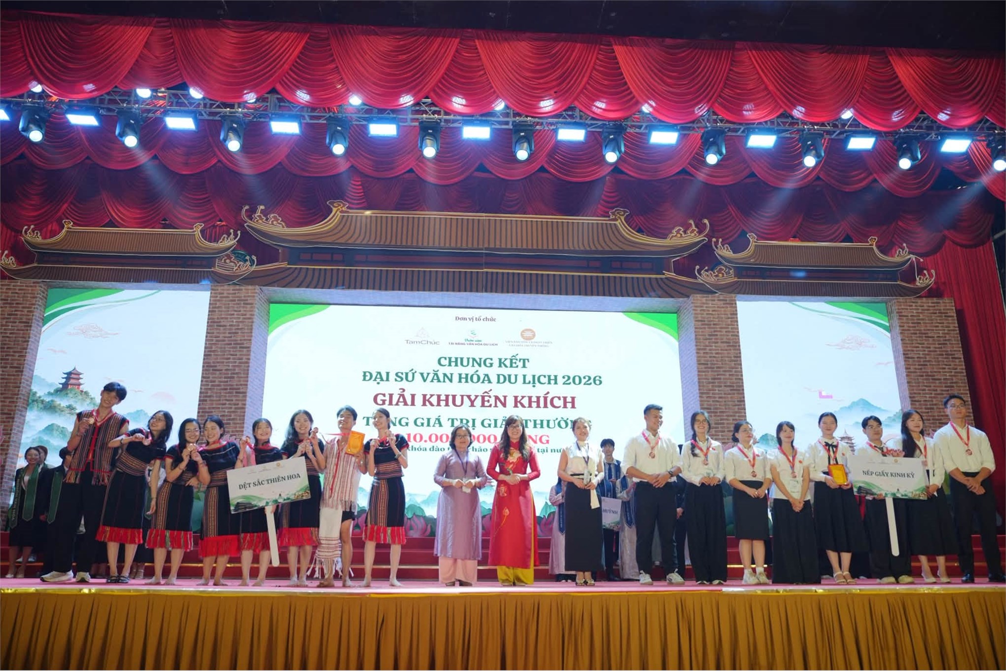 Sinh viên Trường Ngoại ngữ - Du lịch giành Giải Nhất tại Cuộc thi “Đại sứ Văn hóa Du lịch” năm 2026