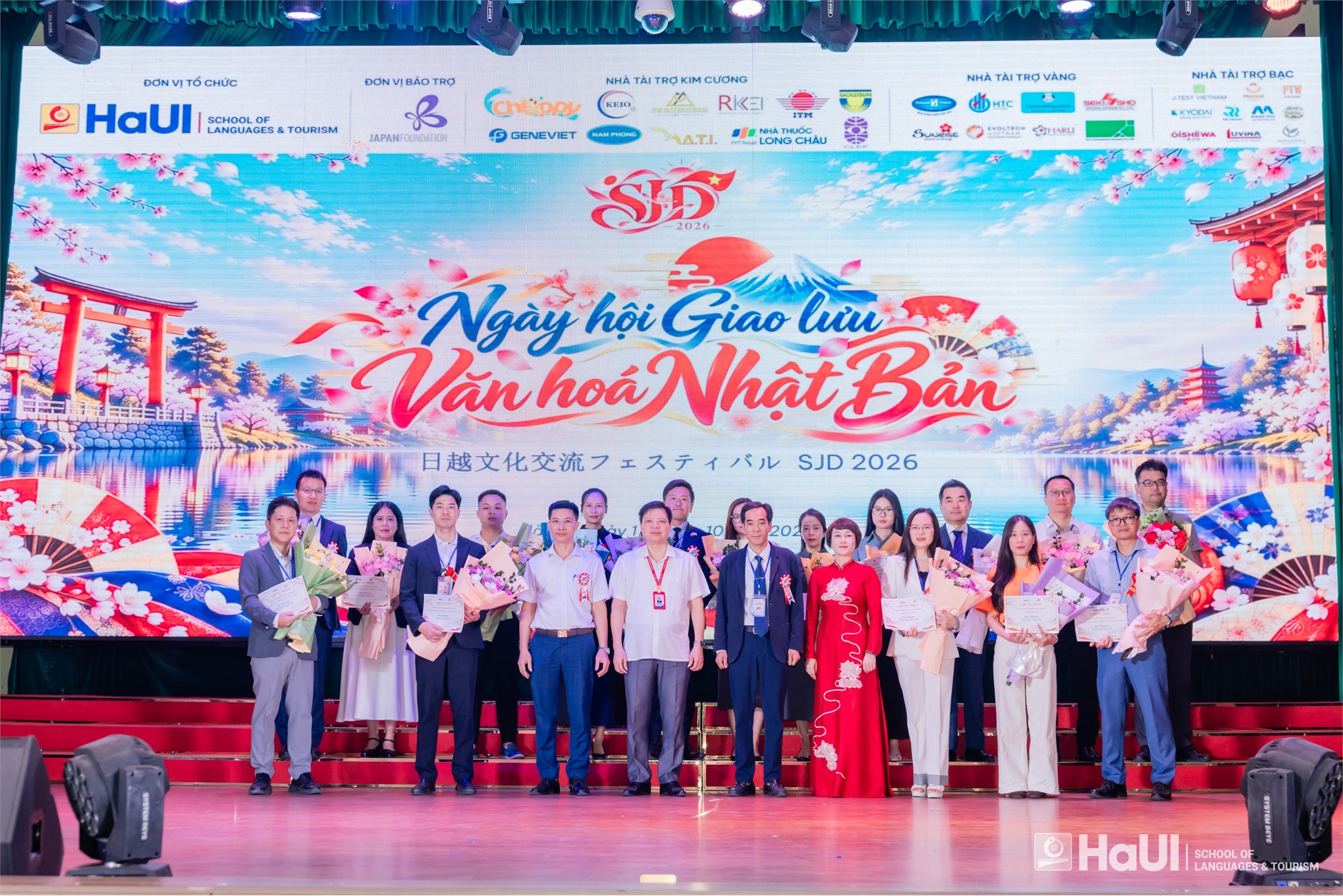 Sắc màu văn hóa và tinh thần đổi mới sáng tạo từ Ngày hội SJD 2026 tại Đại học Công nghiệp Hà Nội