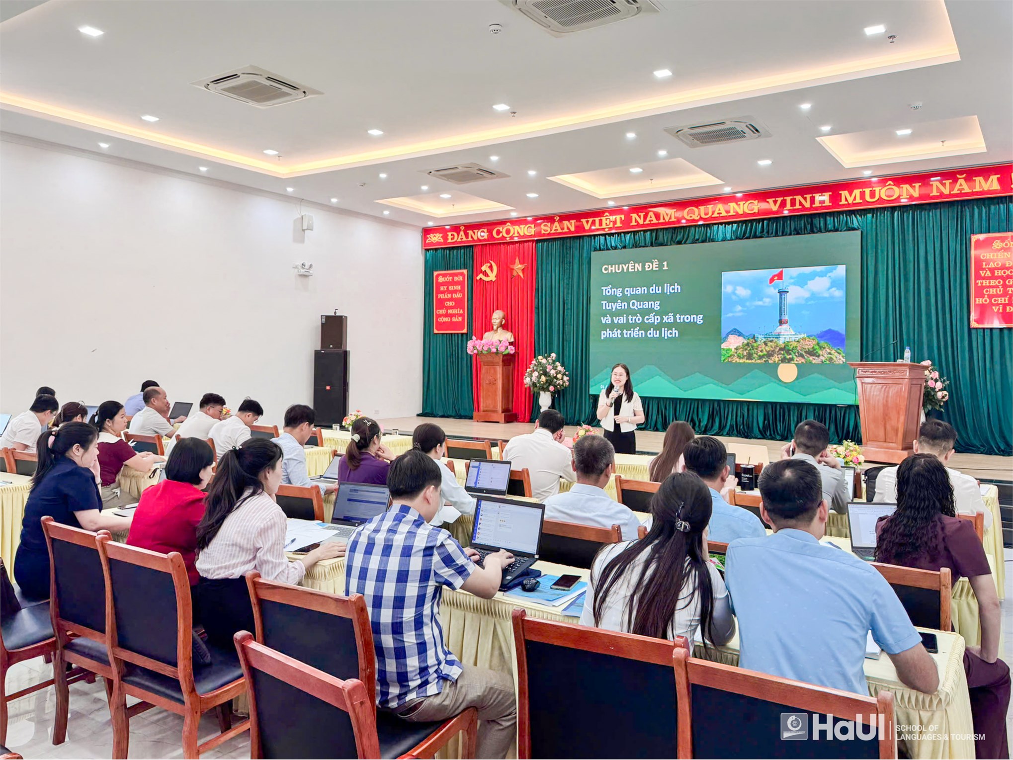 Trường Ngoại ngữ – Du lịch, Đại học Công nghiệp Hà Nội đồng hành cùng tỉnh Tuyên Quang nâng cao năng lực quản lý và phát triển du lịch cấp xã