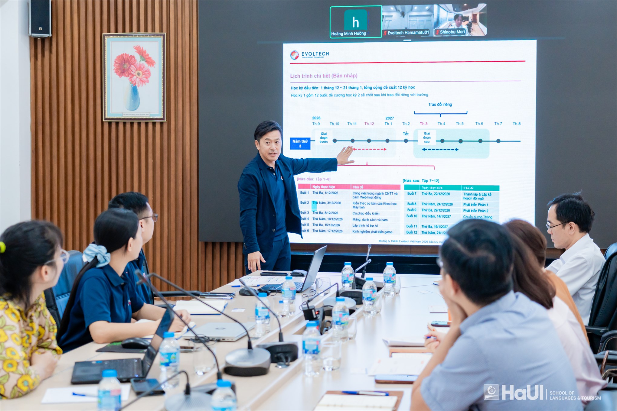 Trường Ngoại ngữ – Du lịch và Công ty Evoltech Việt Nam trao đổi kế hoạch triển khai hợp tác đào tạo
